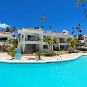 Terrazas Vip Pool Club & Hotel Punta Cana